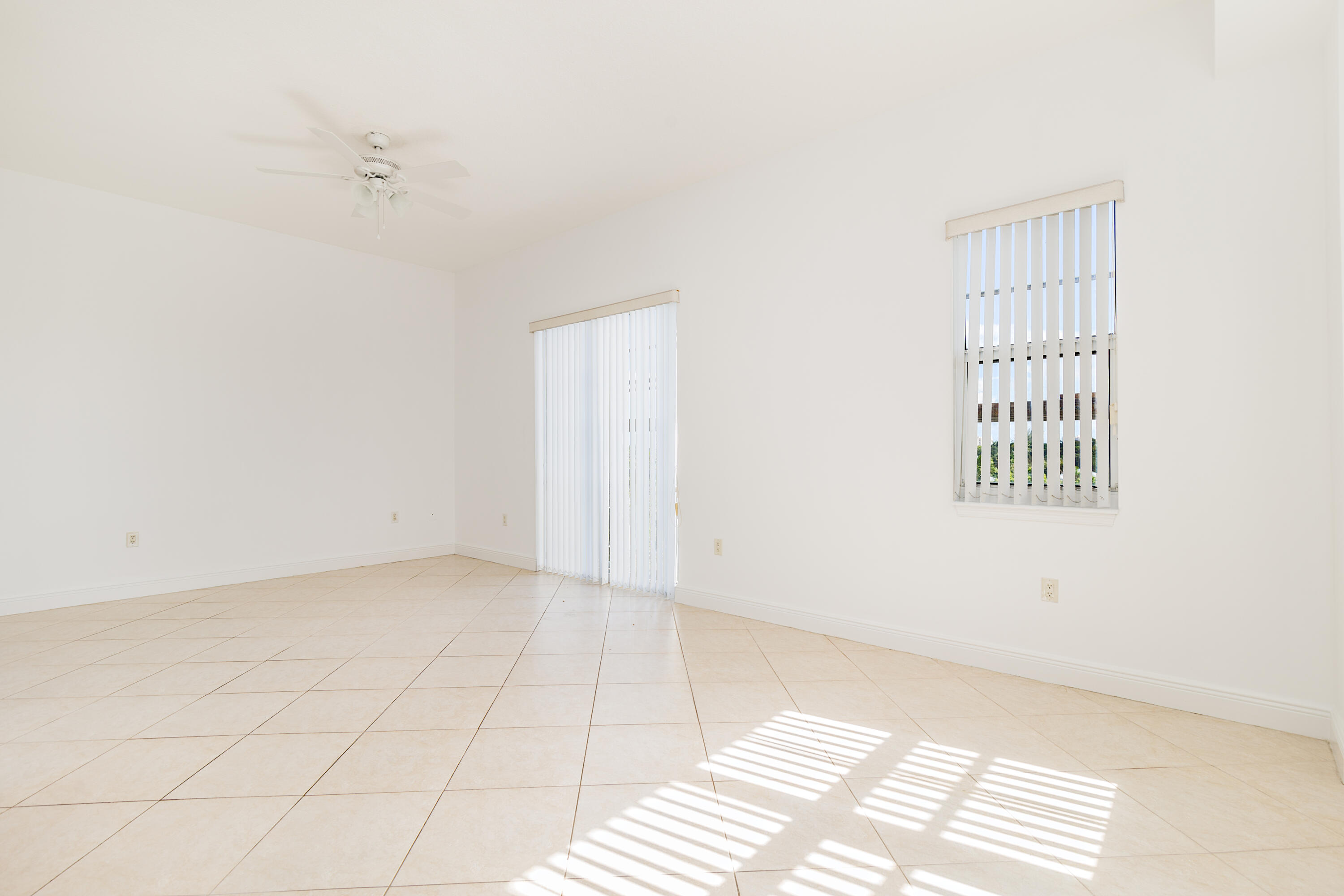 3940 N Flagler Drive Unit: 405