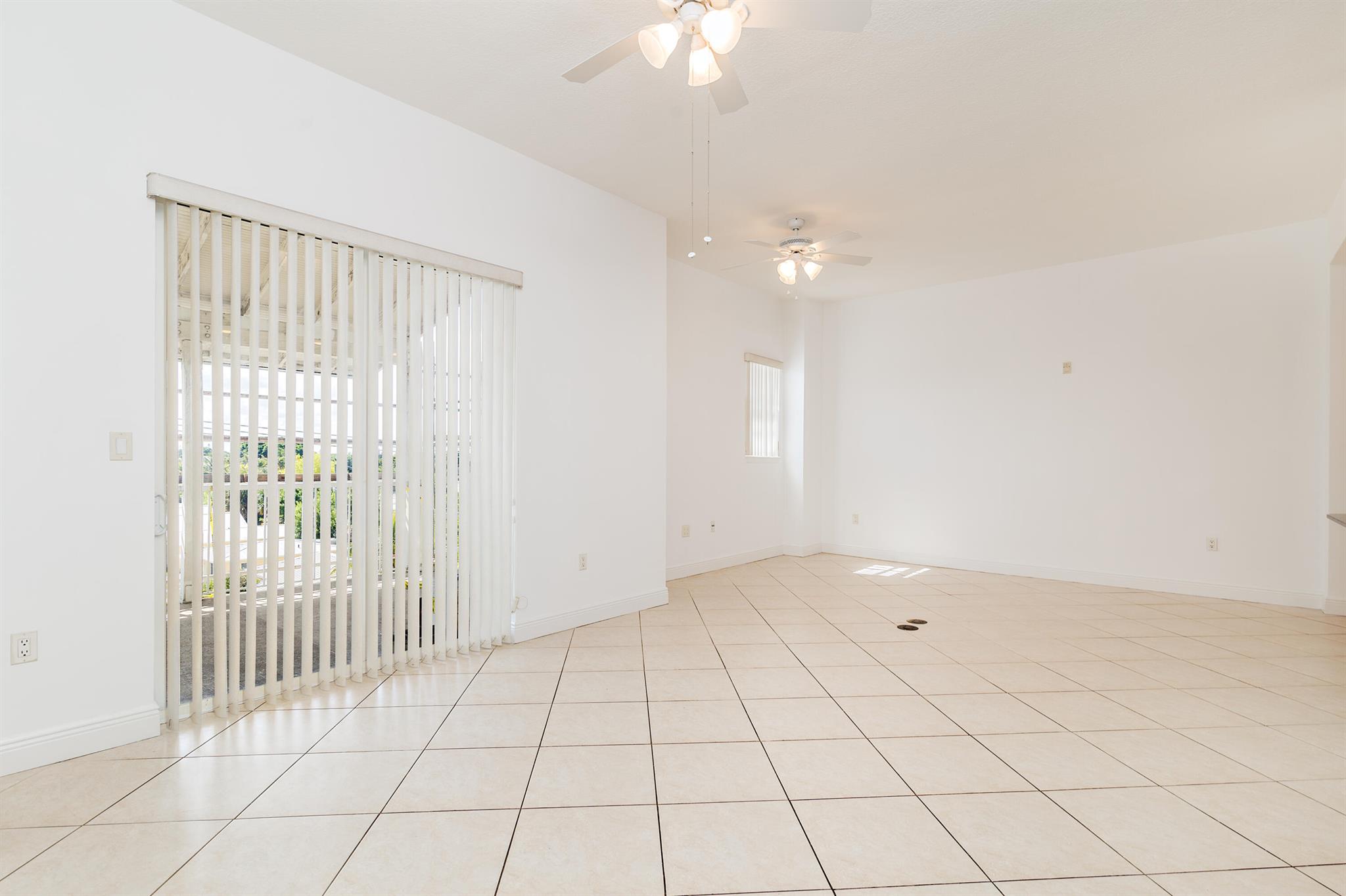 3940 N Flagler Drive Unit: 405