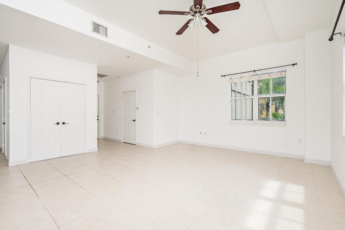 3960 N Flagler Drive Unit: 306
