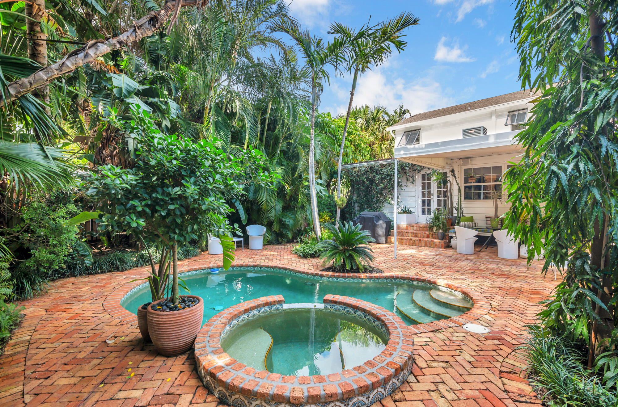 300 Marlborough Road