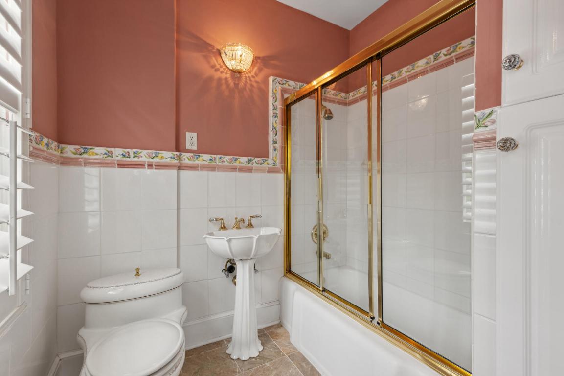 221 Westminster Road