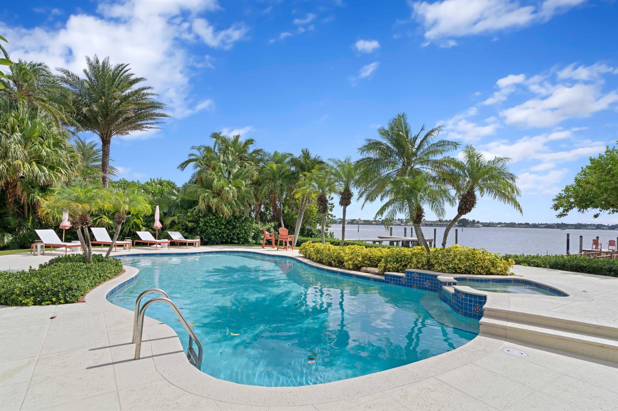 2916 Washington Road