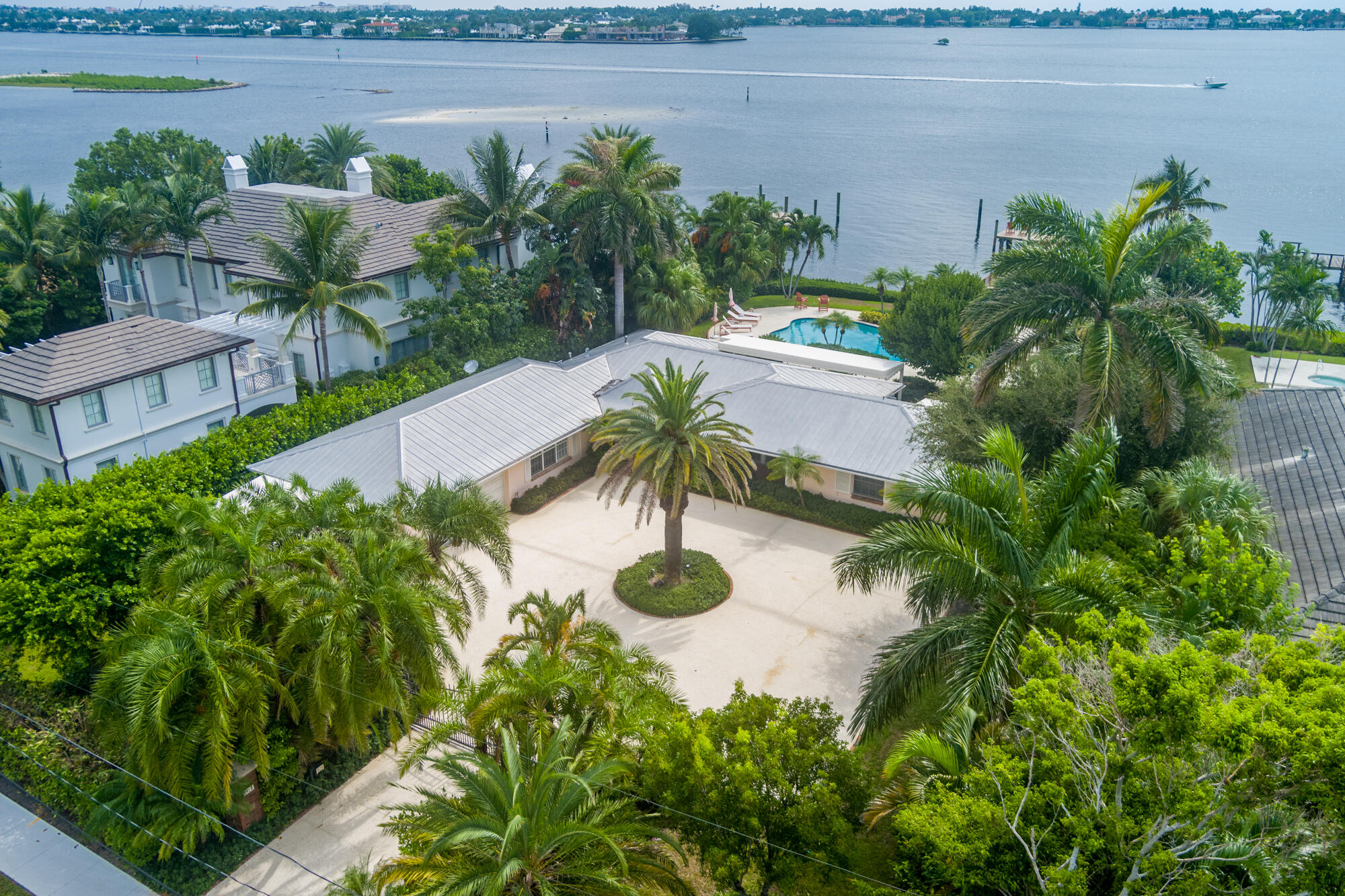 2916 Washington Road