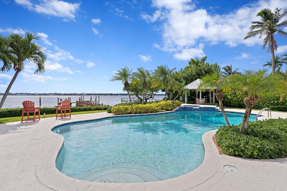 2916 Washington Road