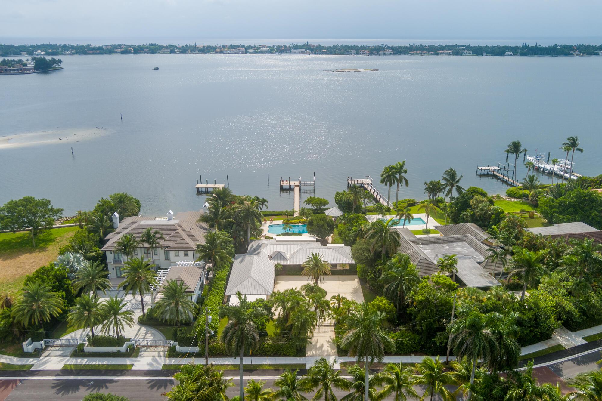 2916 Washington Road