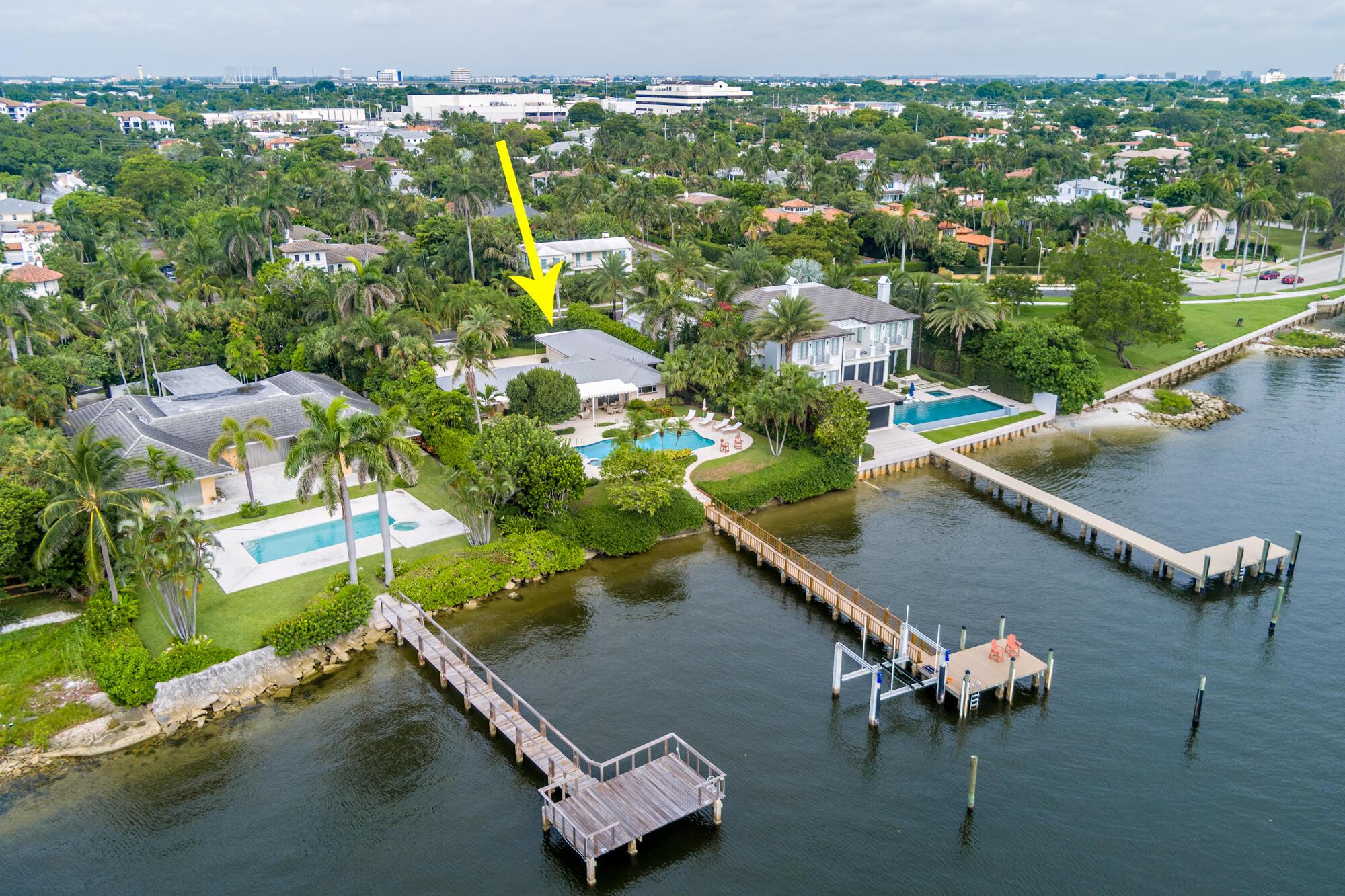 2916 Washington Road