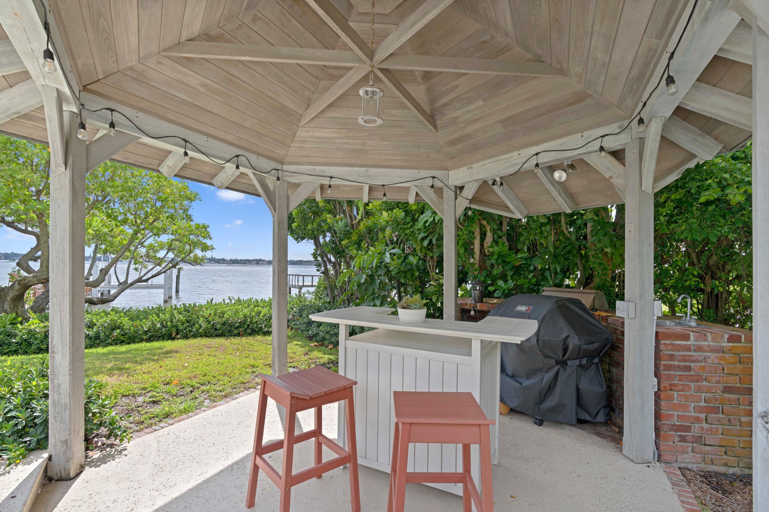 2916 Washington Road