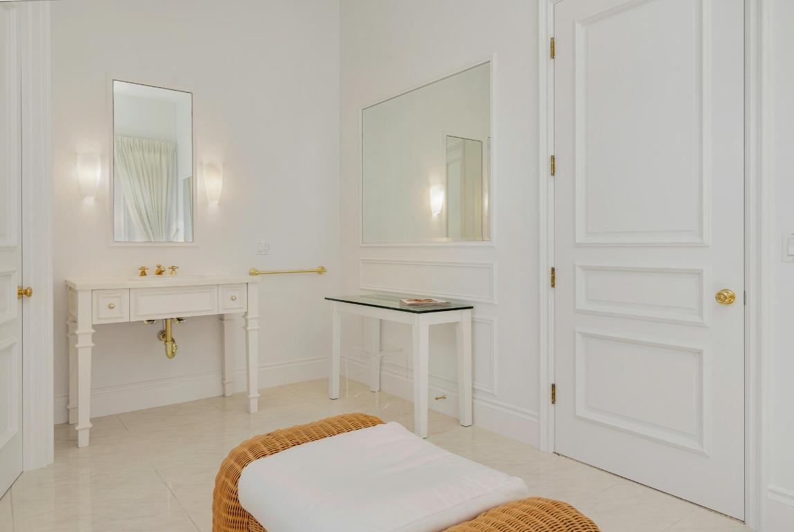 12610 Sunnydale Drive