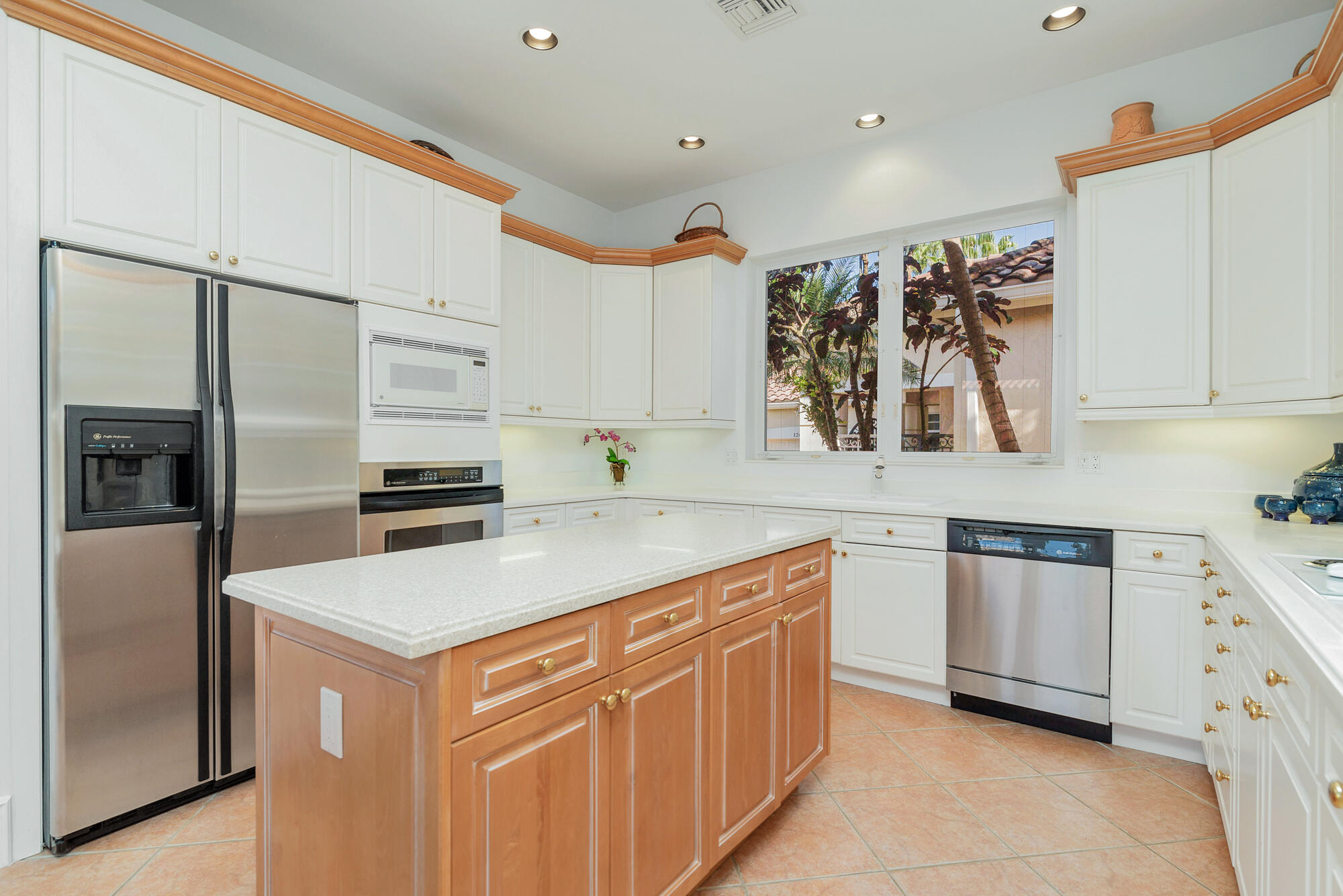 12610 Sunnydale Drive