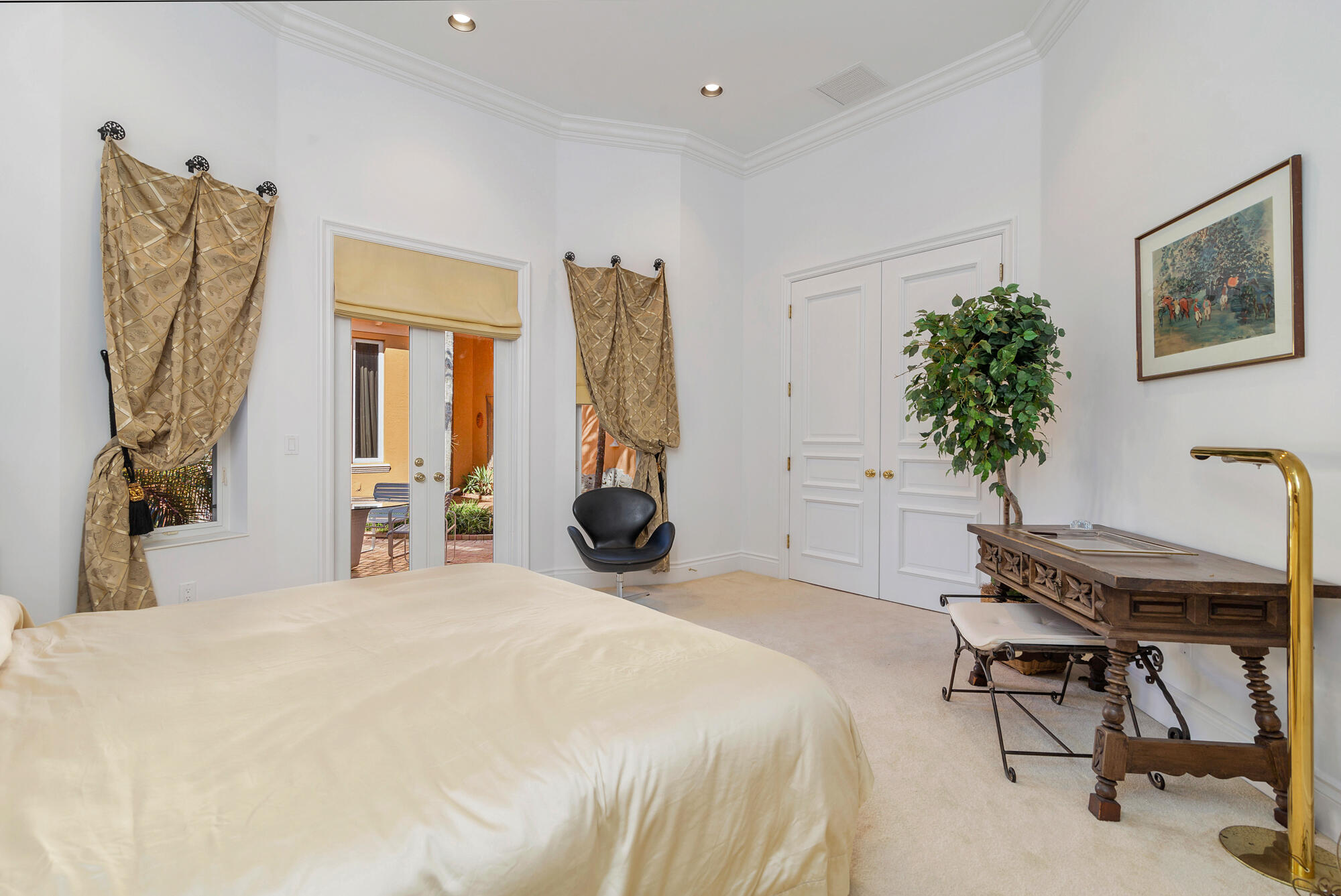 12610 Sunnydale Drive