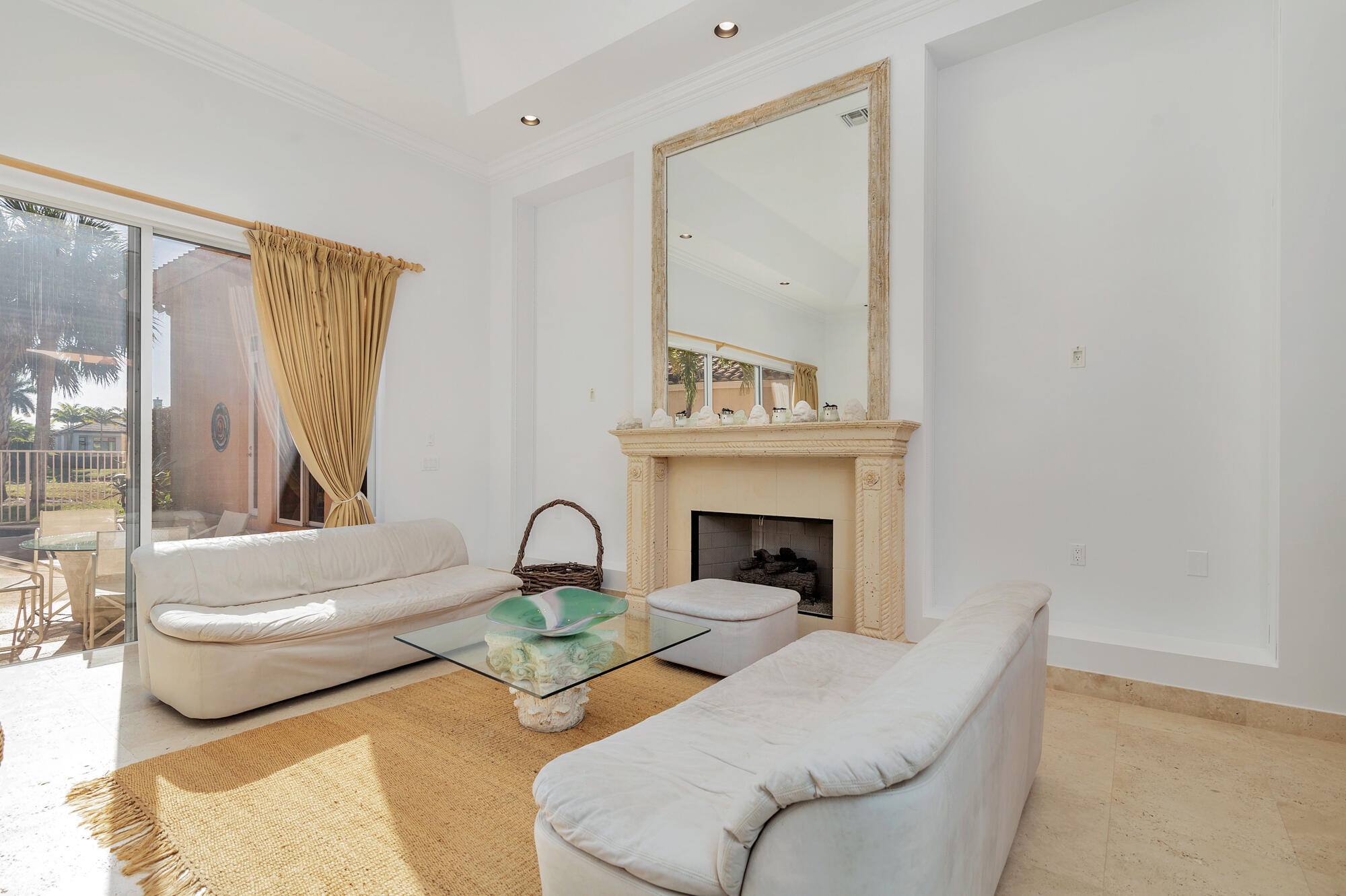 12610 Sunnydale Drive