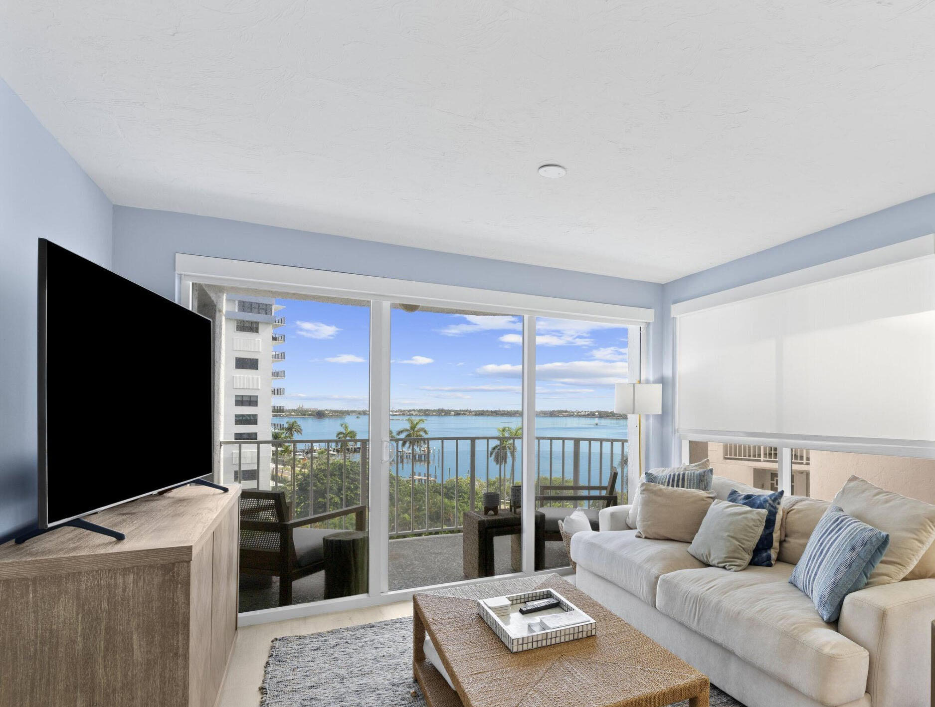 3901 S Flagler Drive 704