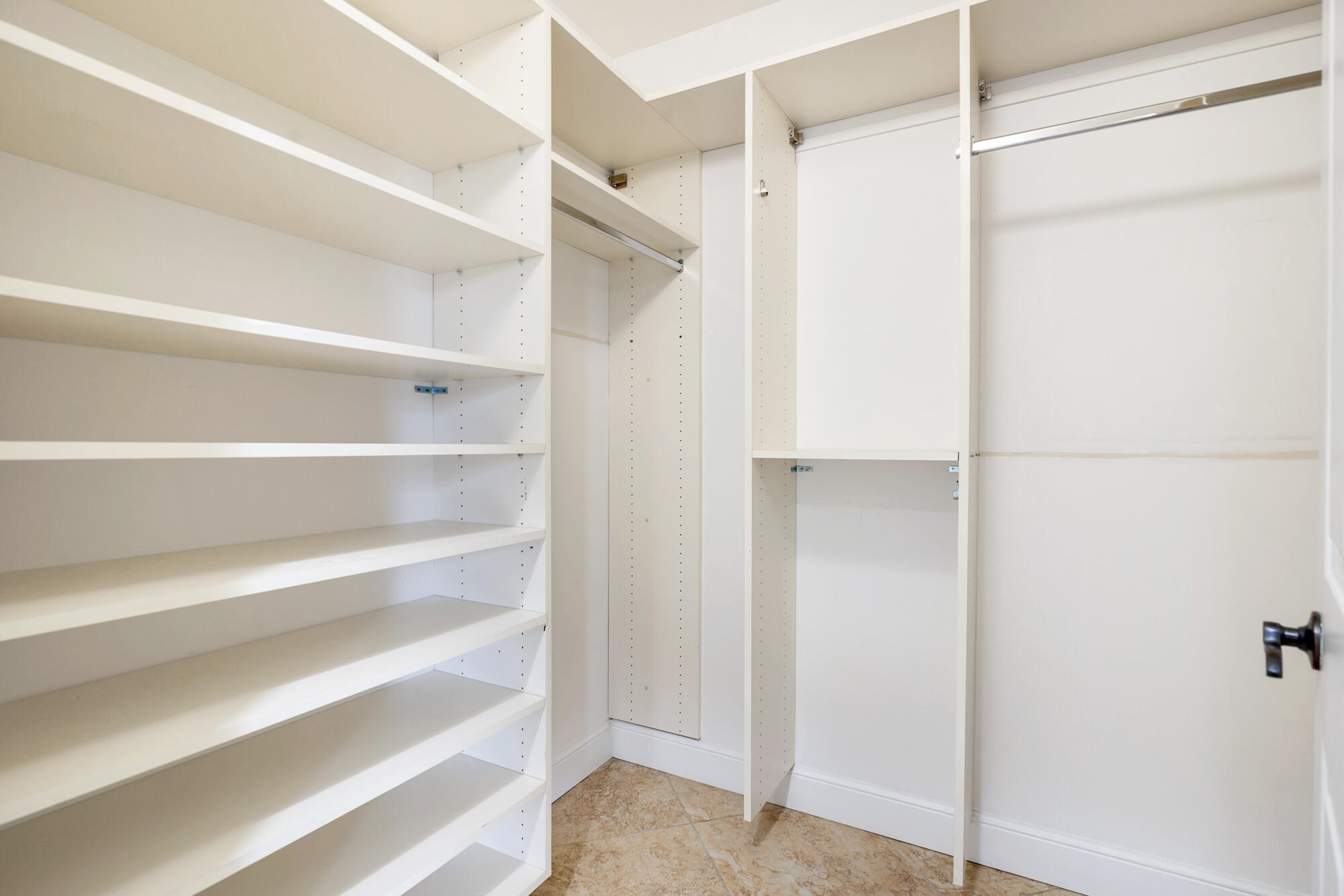 3960 N Flagler Drive 305