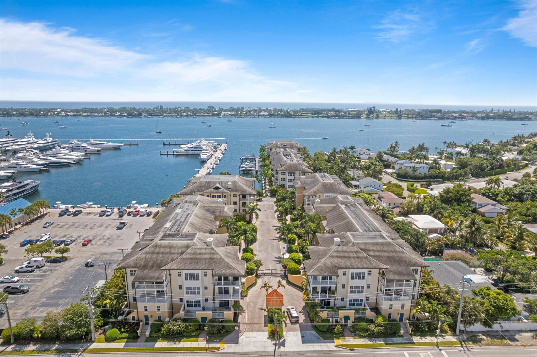 3960 N Flagler Drive 305