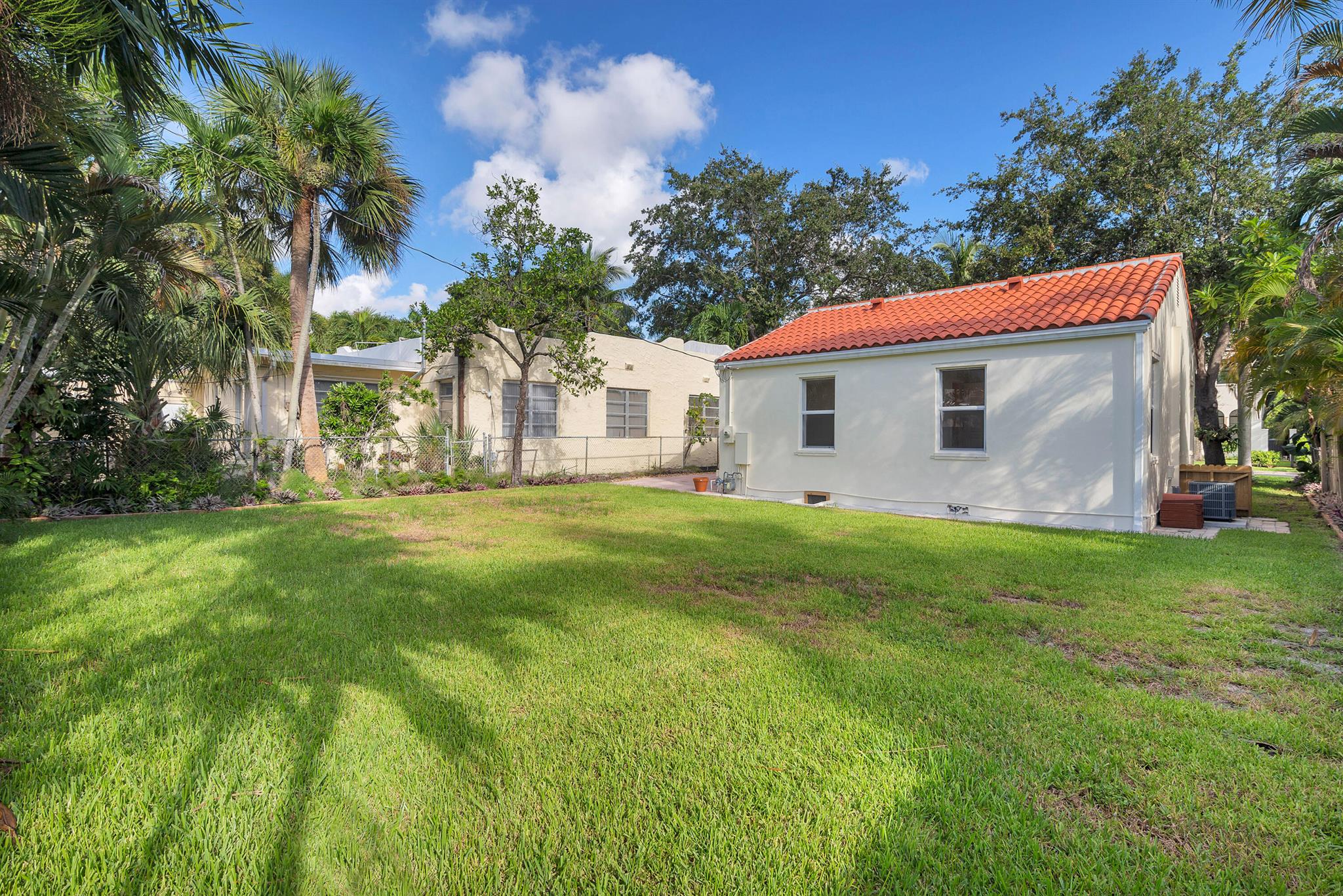 608 Sunset Road