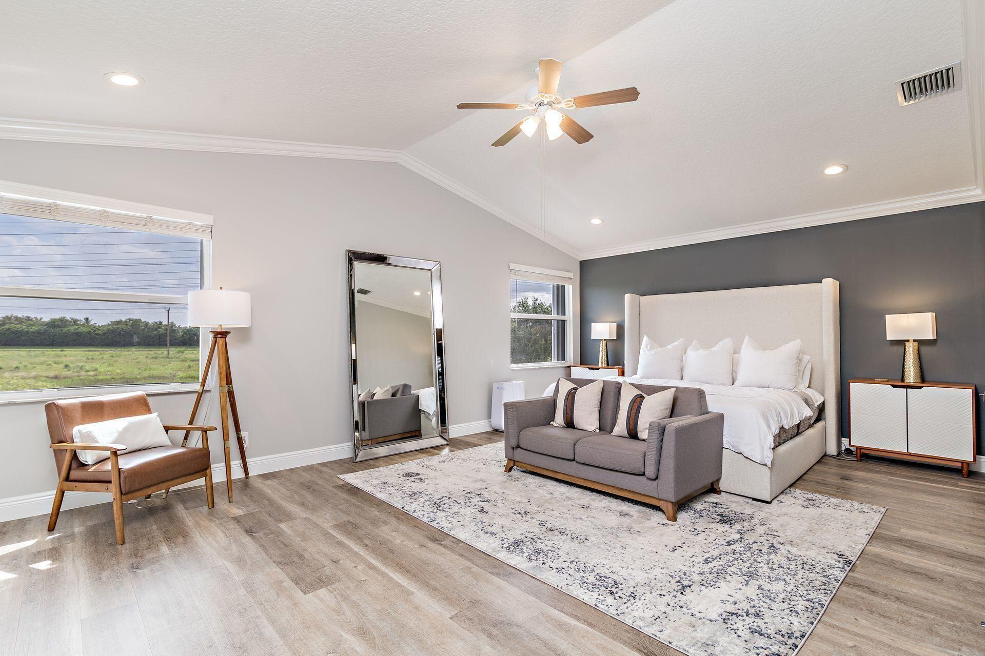 11137 Grandview Manor