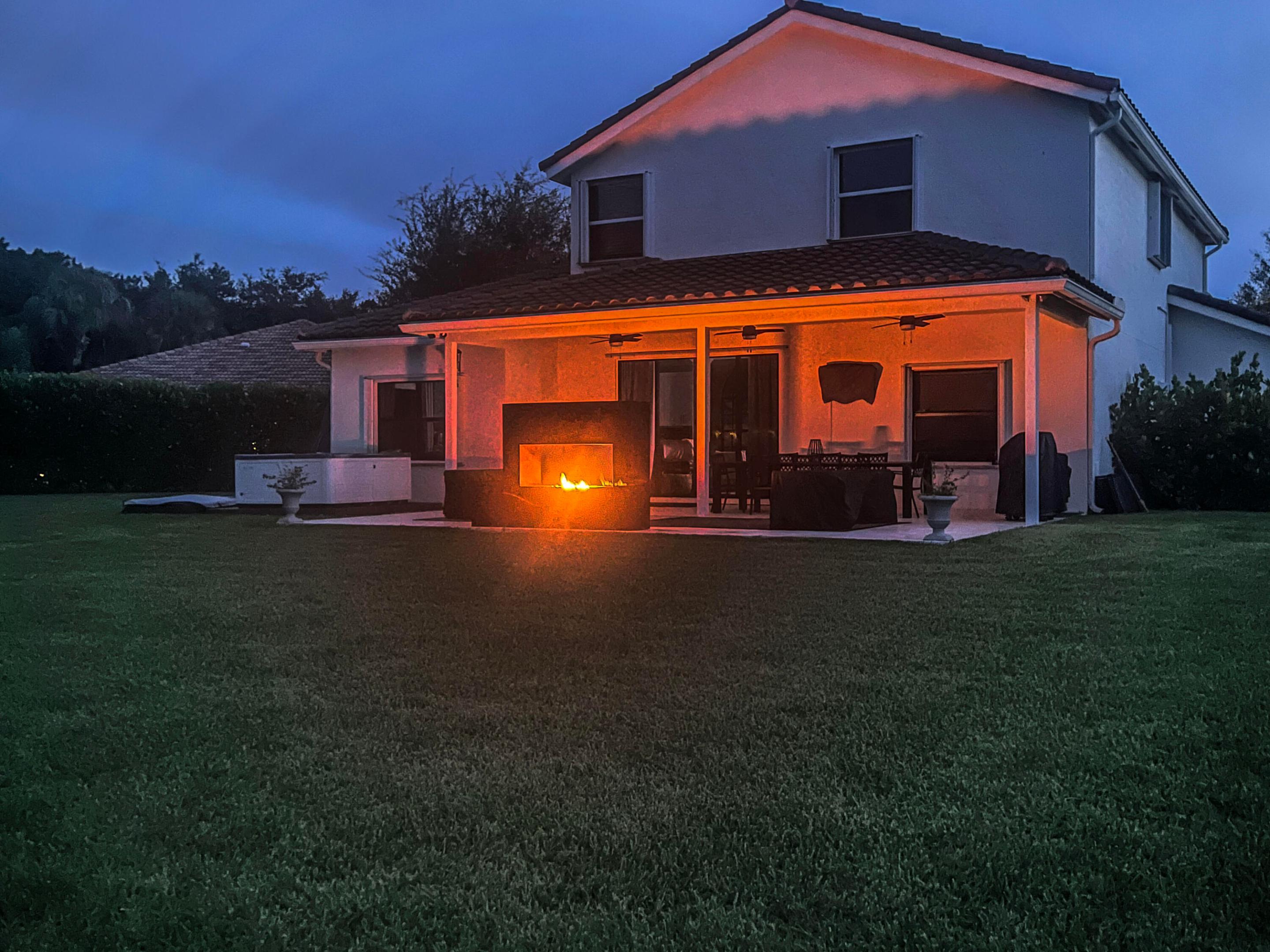 11137 Grandview Manor