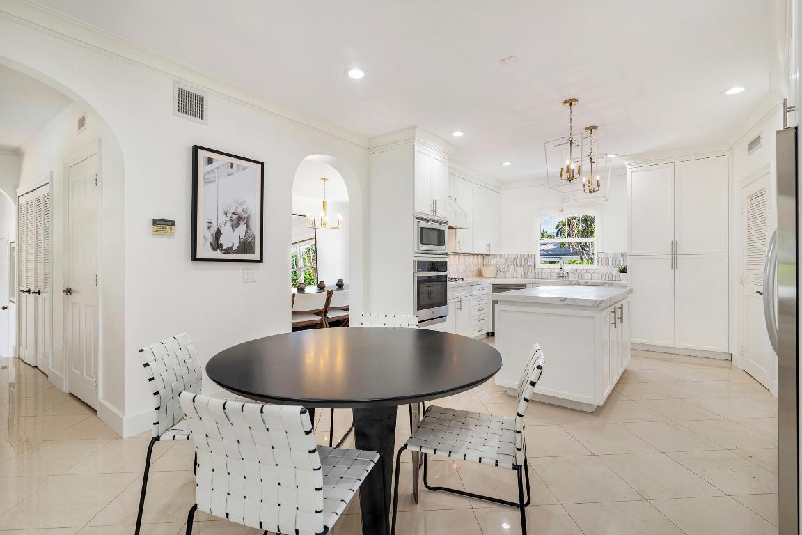 3201 N Flagler Drive