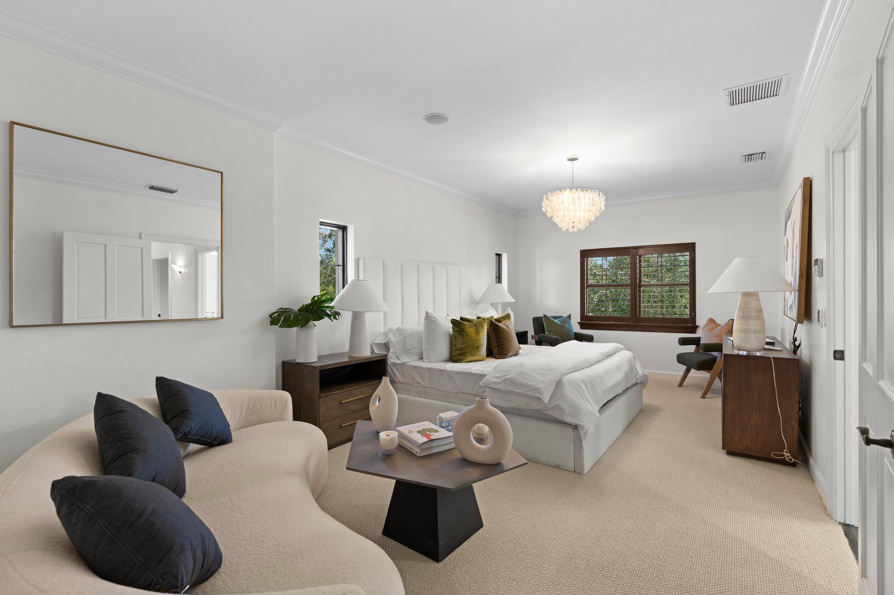 3201 N Flagler Drive