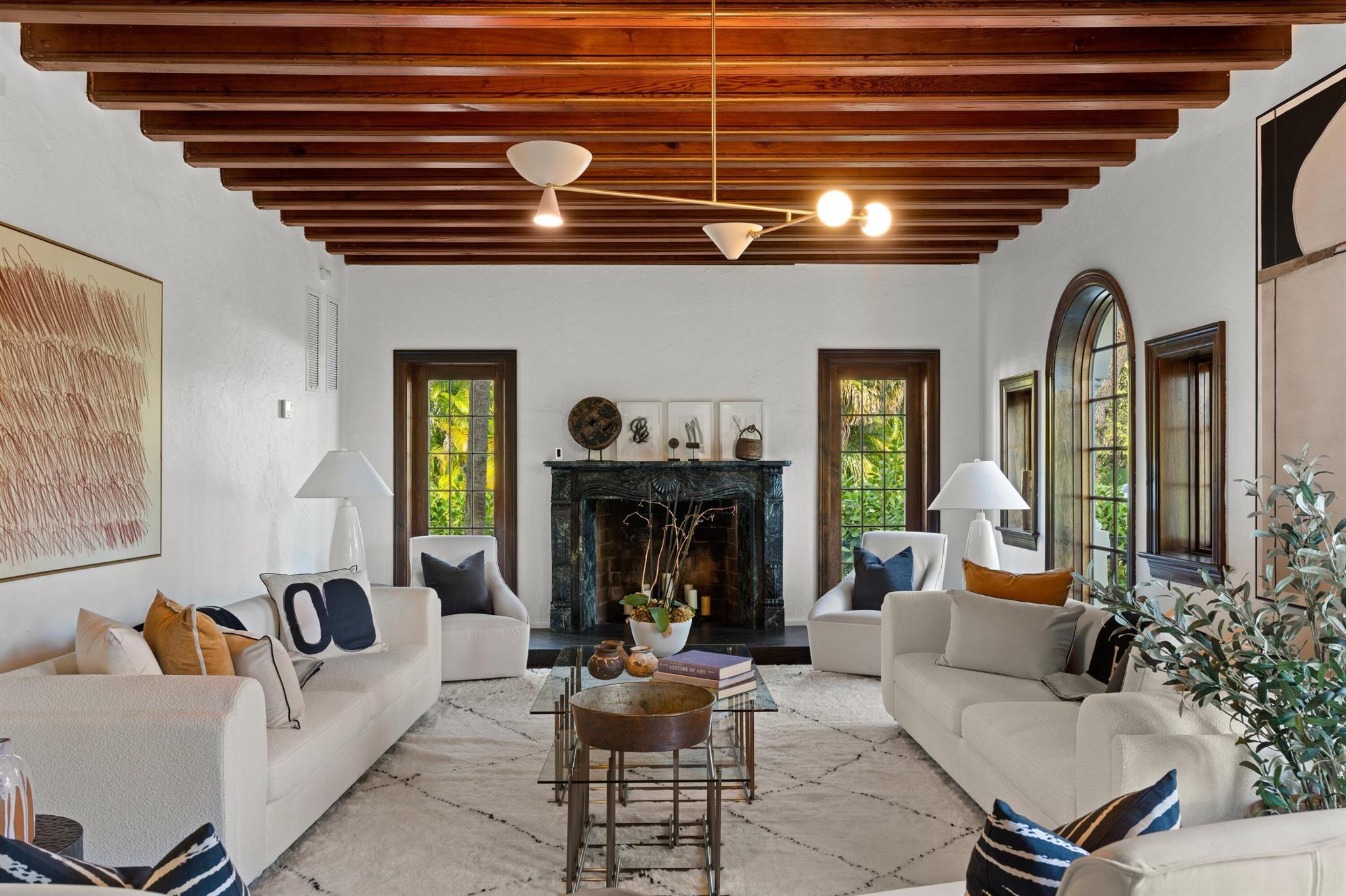 3201 N Flagler Drive