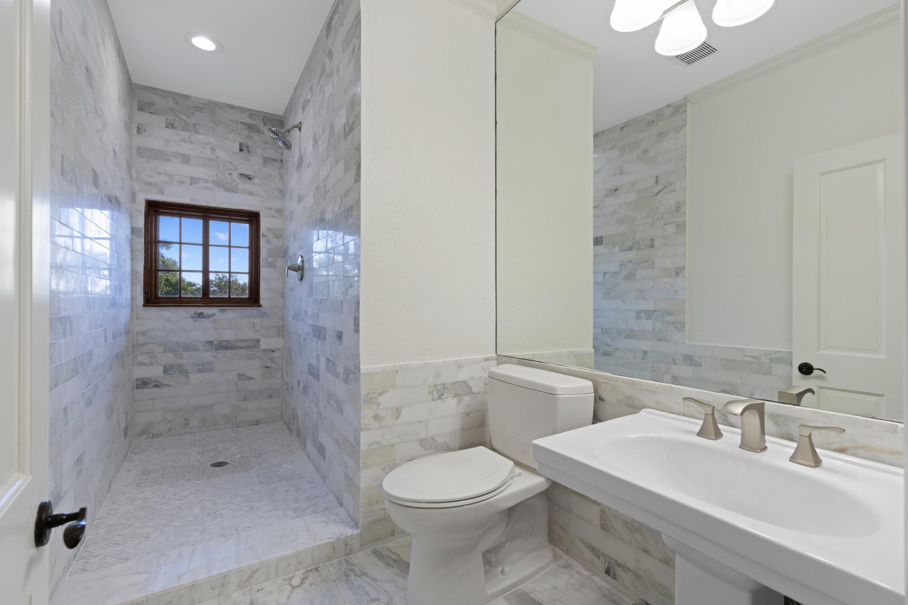 3201 N Flagler Drive