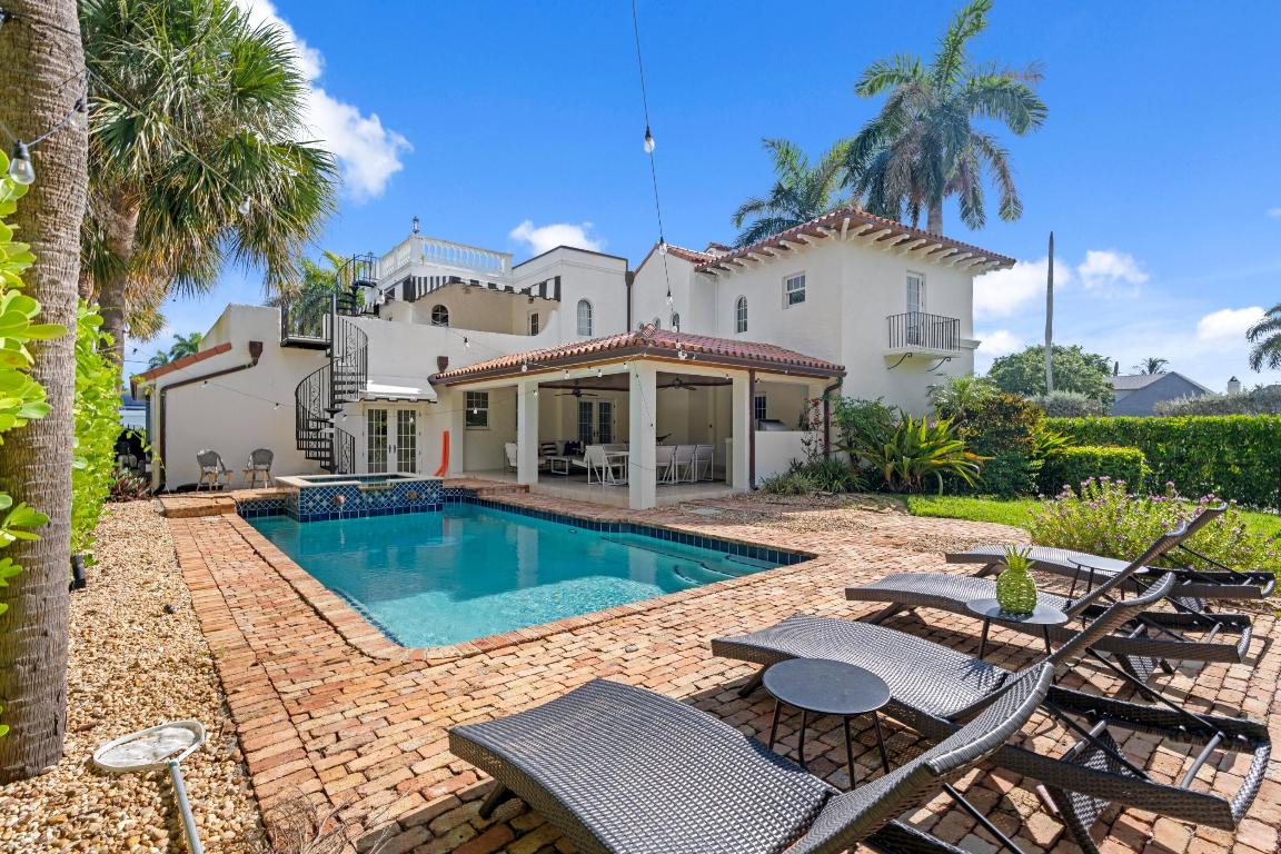 3201 N Flagler Drive