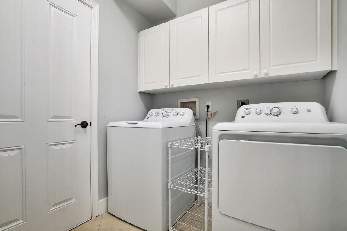 3940 N Flagler Drive 402