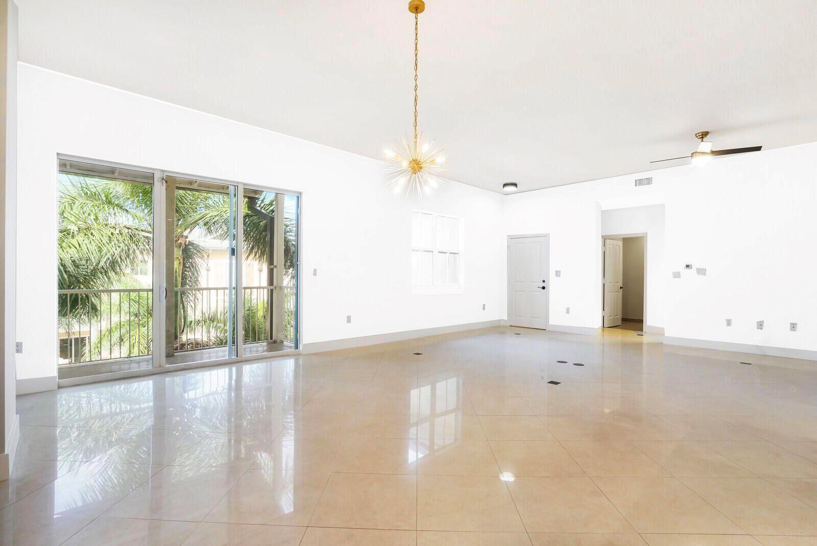 3940 N Flagler Drive 402