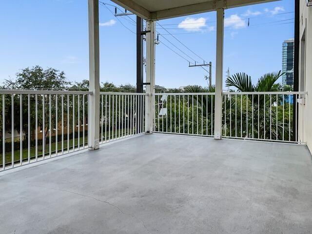 3960 N Flagler Drive 305, West Palm Beach Unit: 305