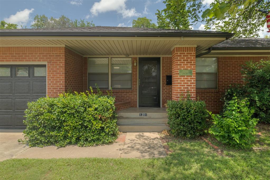 1201 Westlawn Drive