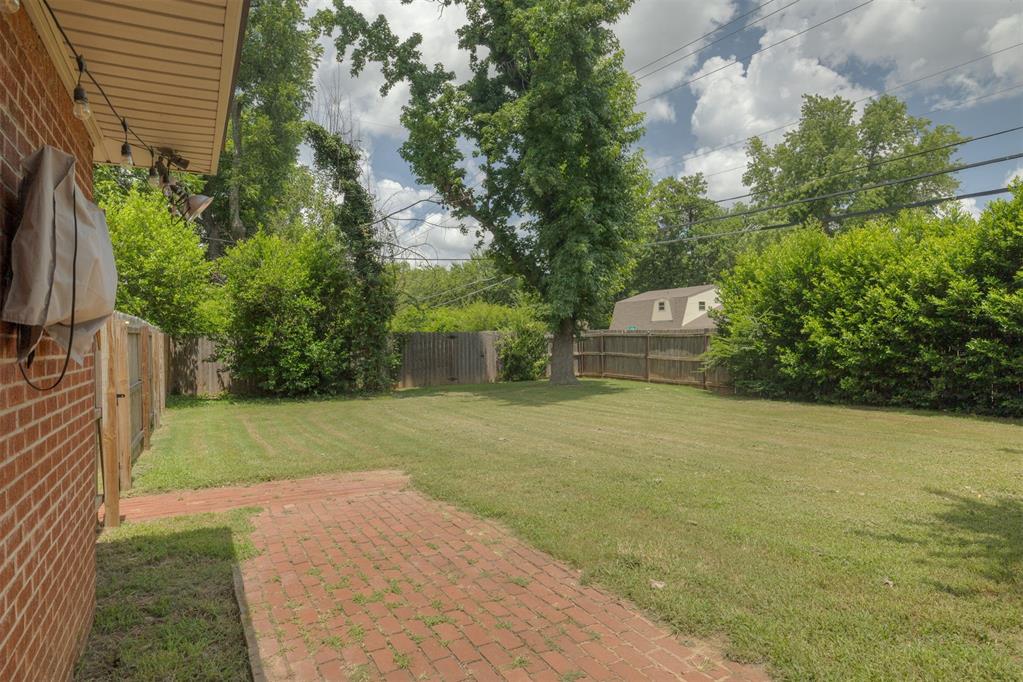 1201 Westlawn Drive