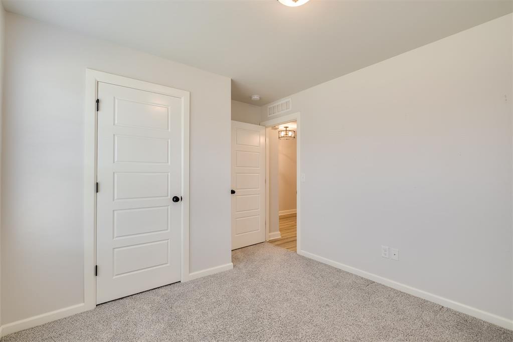 601 Blue Fish Road