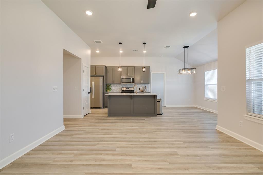 601 Blue Fish Road