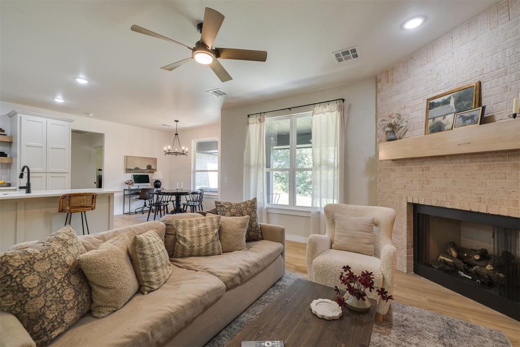 2338 County Road 1335