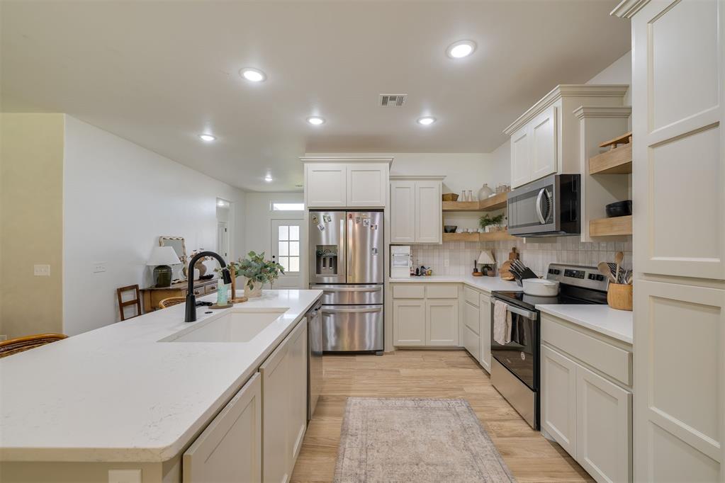 2338 County Road 1335