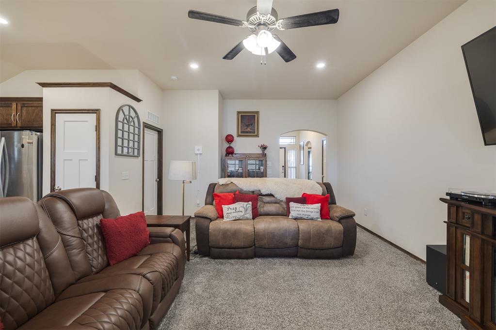 3005 Montane Drive