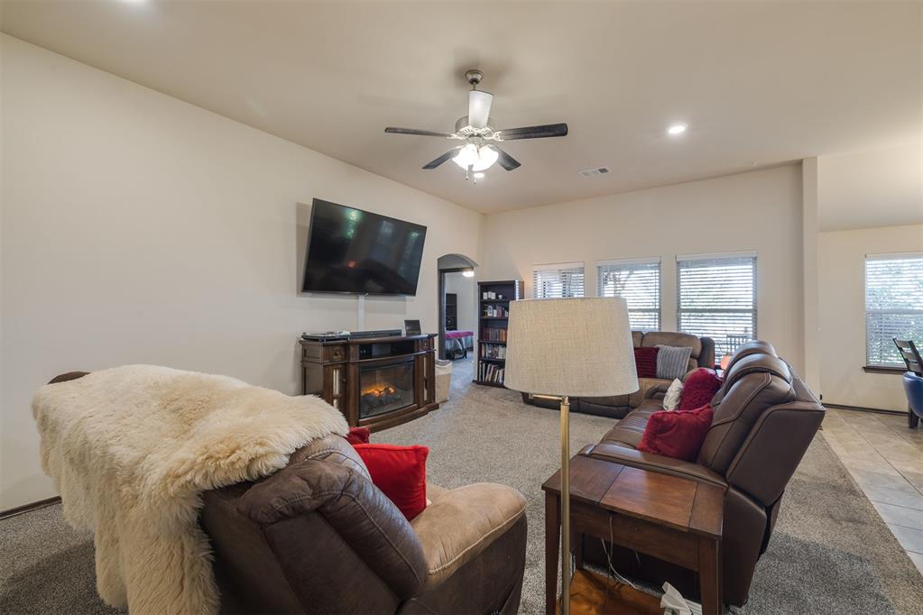 3005 Montane Drive