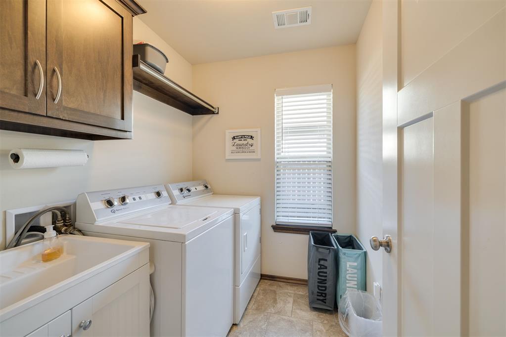 3005 Montane Drive