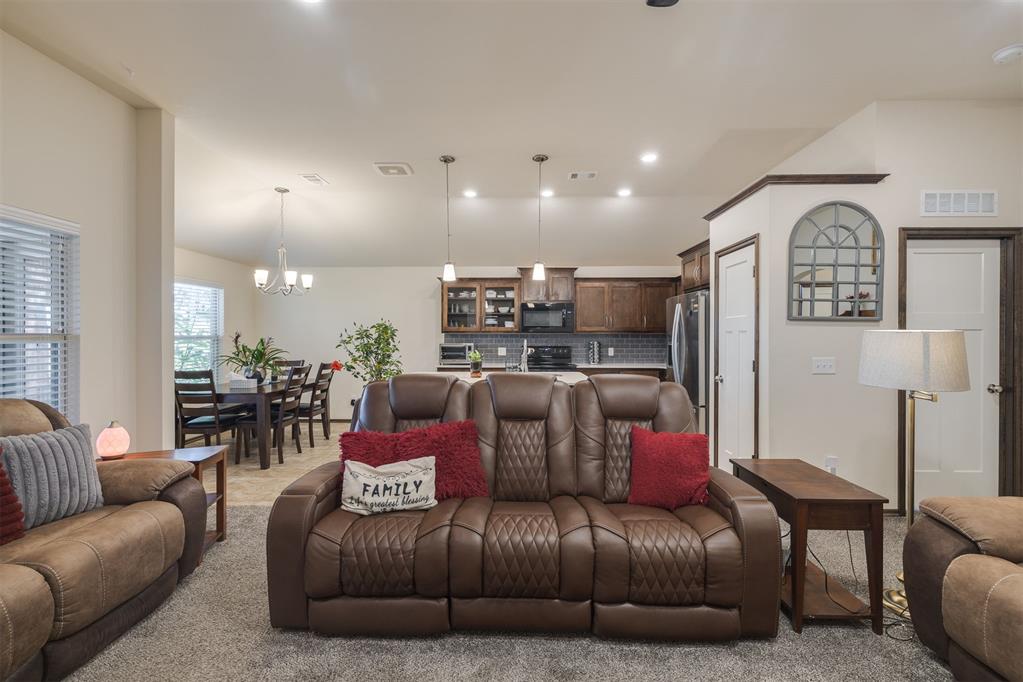 3005 Montane Drive