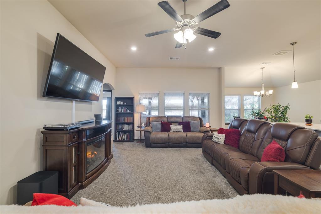 3005 Montane Drive