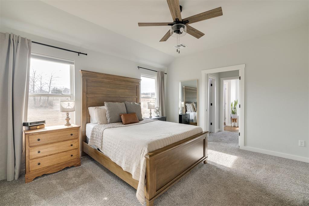 2000 Loyal Roots Circle