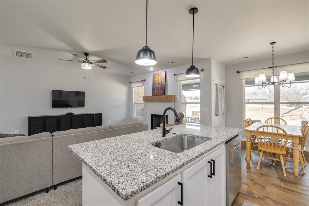 2000 Loyal Roots Circle