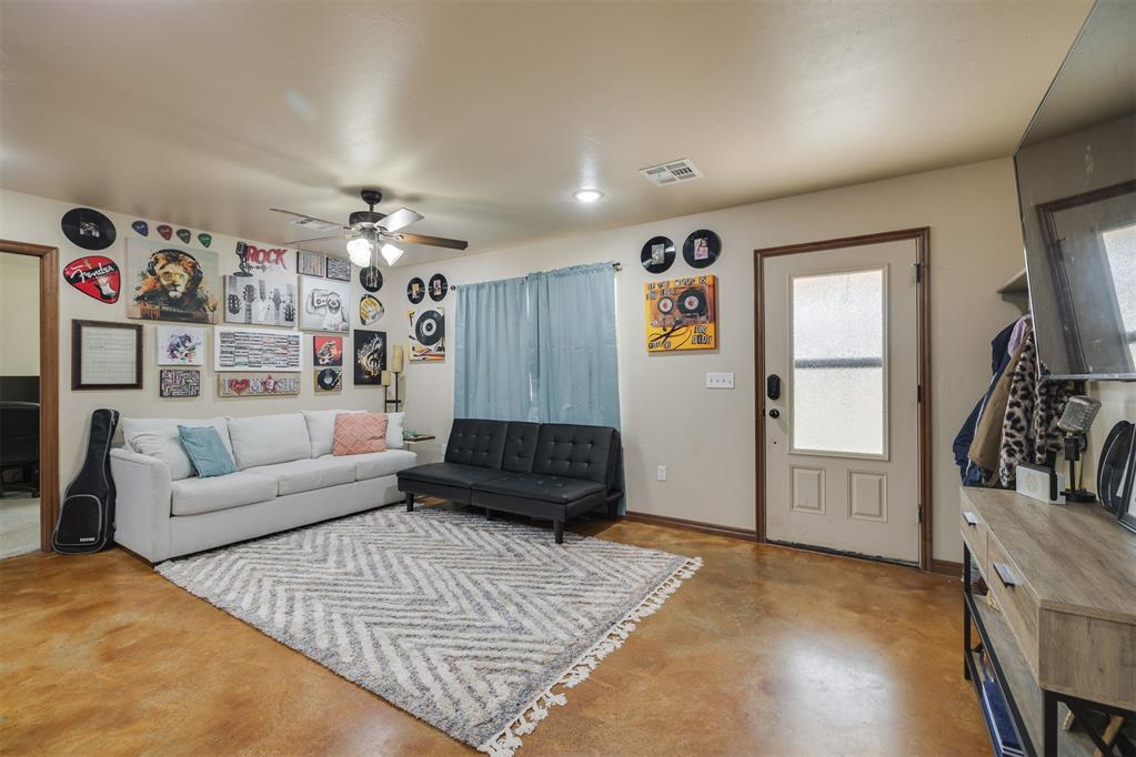 1581 Laura Meadows Drive