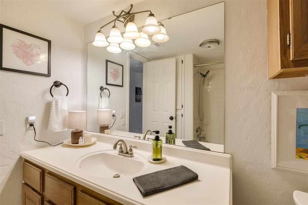 3003 River Oaks Drive Unit: 120