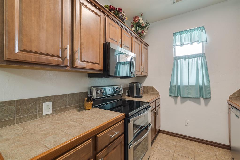 1812 Alameda Street Unit: 222