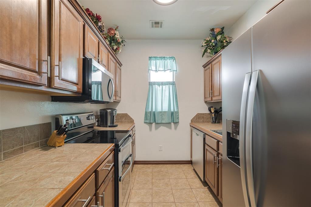 1812 Alameda Street Unit: 222