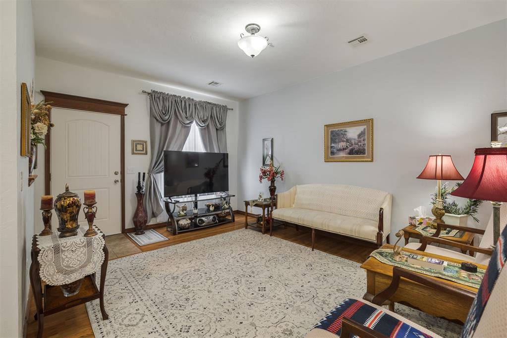 1812 Alameda Street Unit: 222