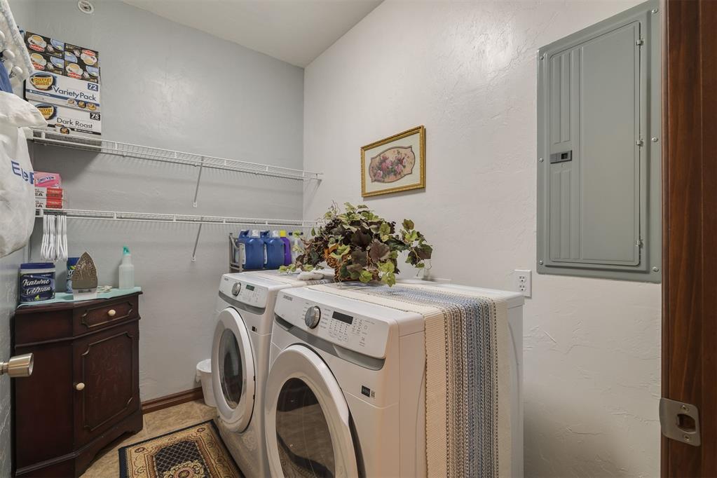 1812 Alameda Street Unit: 222