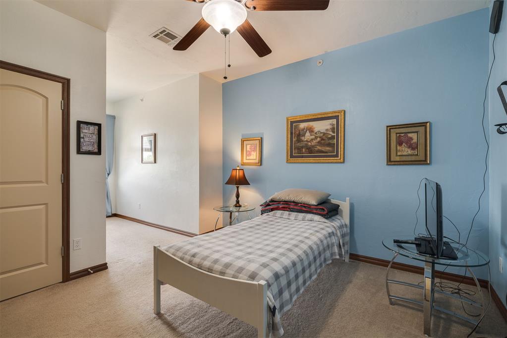 1812 Alameda Street Unit: 222