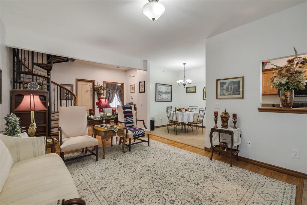 1812 Alameda Street Unit: 222